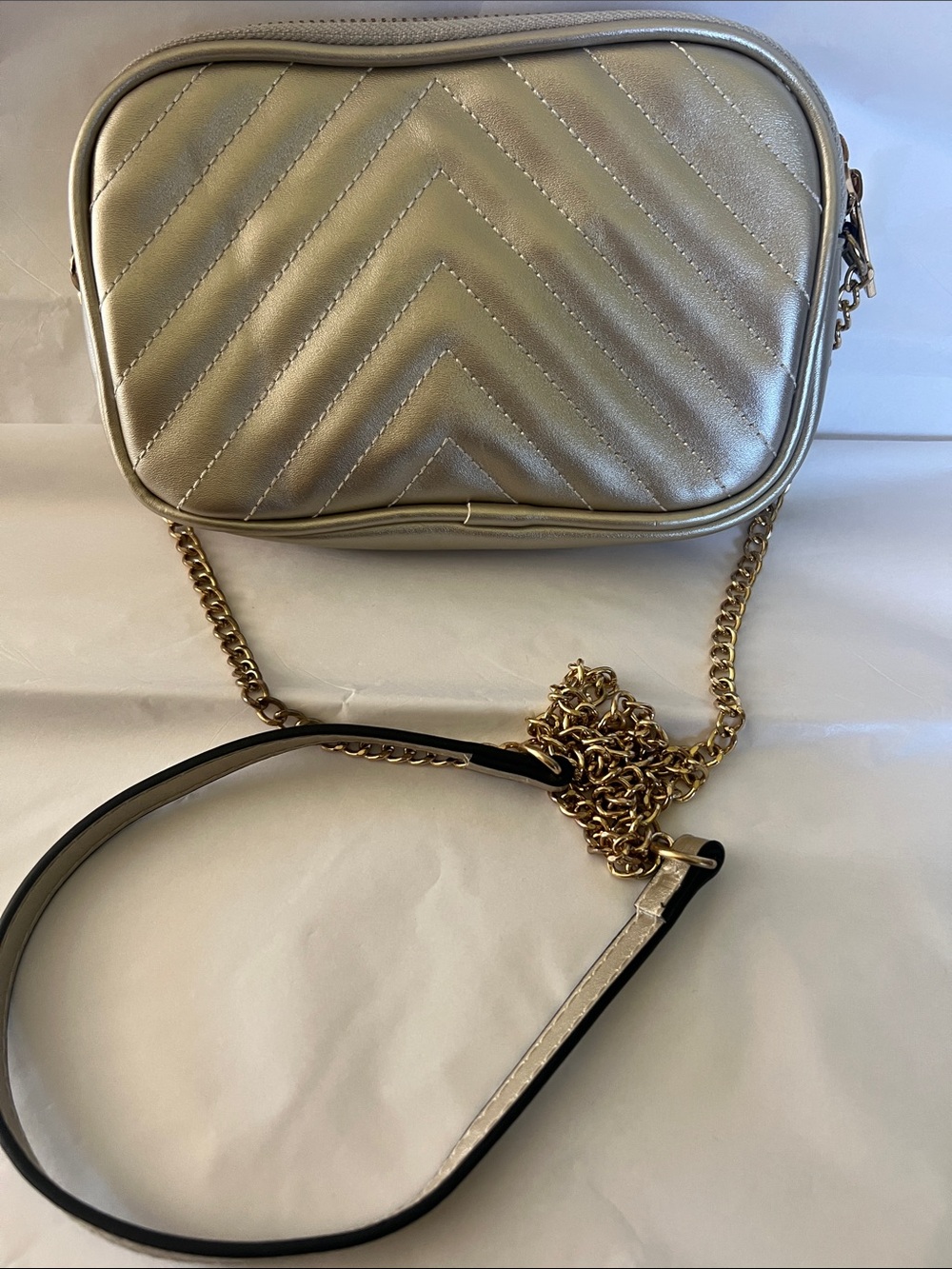 Metallic Gold Quilted Crossbody Bag with Chain Strap
